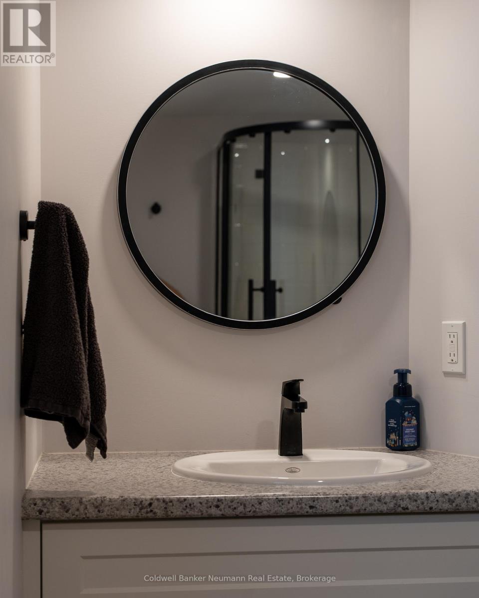 124 Clough Crescent, Guelph, Ontario  N1L 0E4 - Photo 31 - X12315641