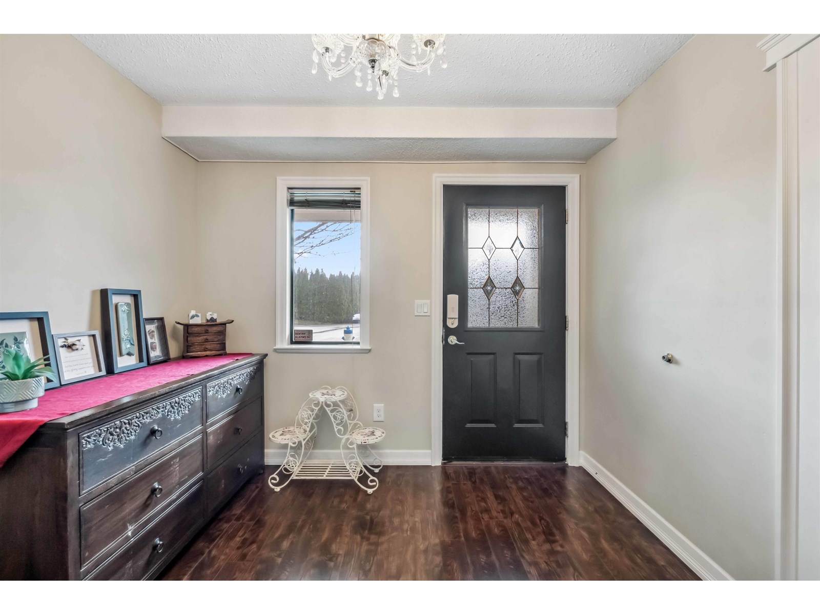 Property at 1831 KEYS PLACE image 4