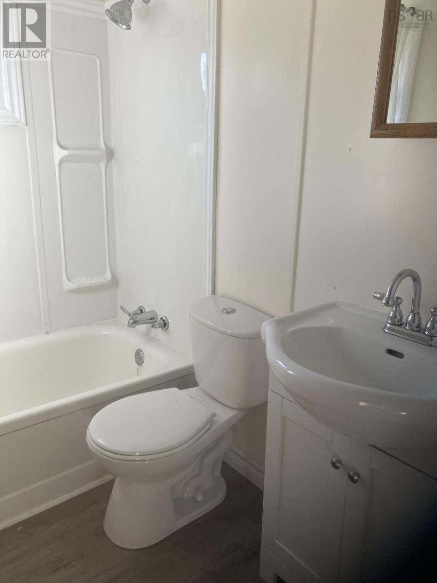 21 School Street, Falmouth, Nova Scotia  B0P 1L0 - Photo 10 - 202425764