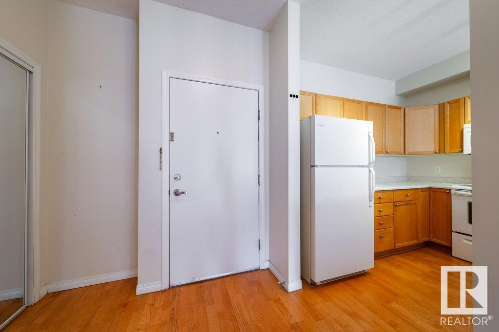 #303 4304 139 Av Nw, Edmonton, Alberta  T5Y 0H6 - Photo 7 - E4450356