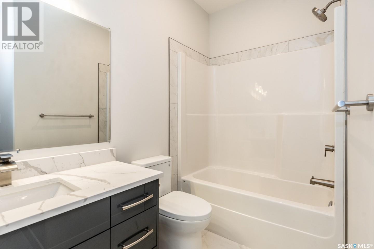 818 Bentley Manor, Saskatoon, Saskatchewan  S7L 6P2 - Photo 7 - SK014196