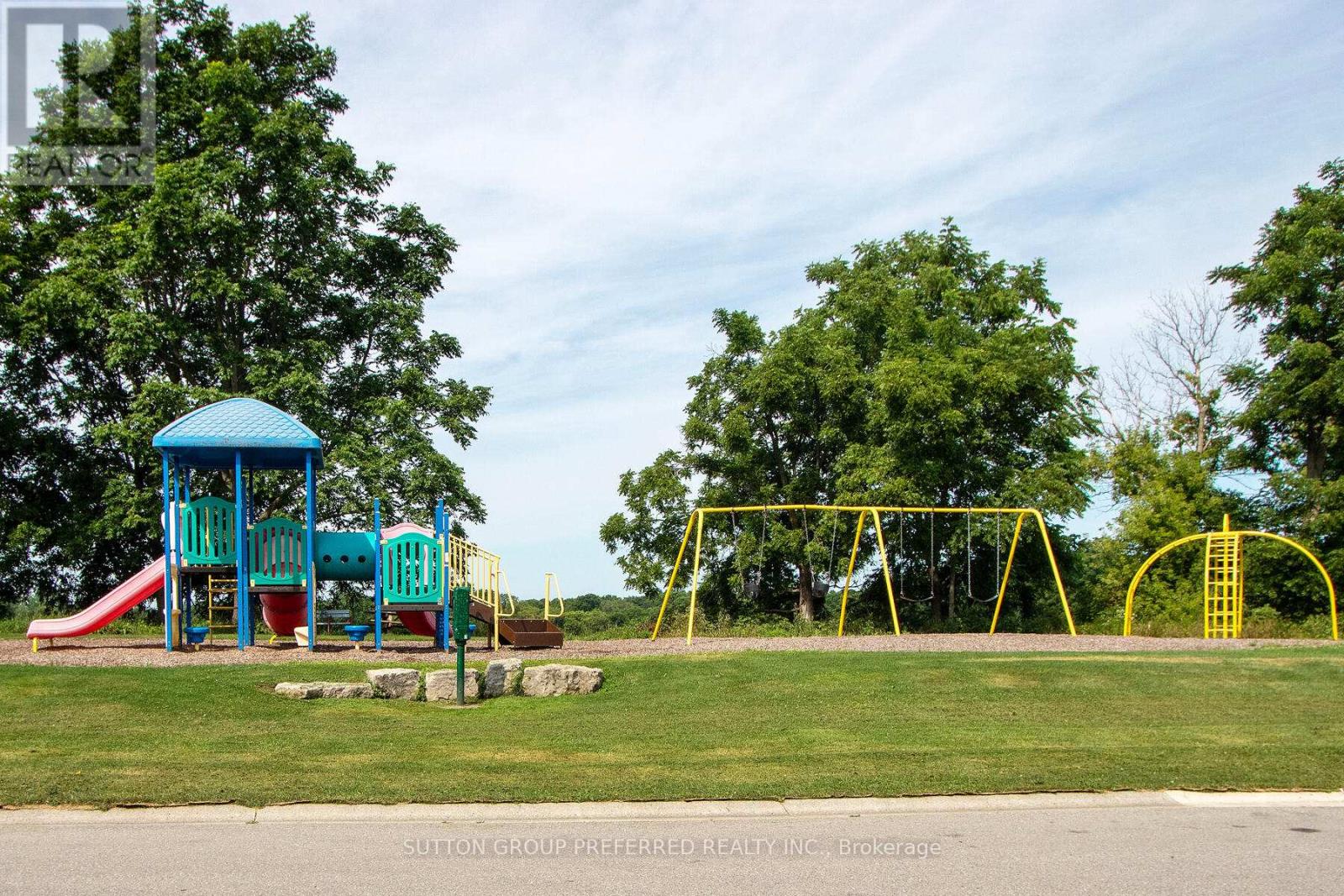 114 Barons Court, Central Elgin, Ontario  N0L 1B0 - Photo 33 - X12315698