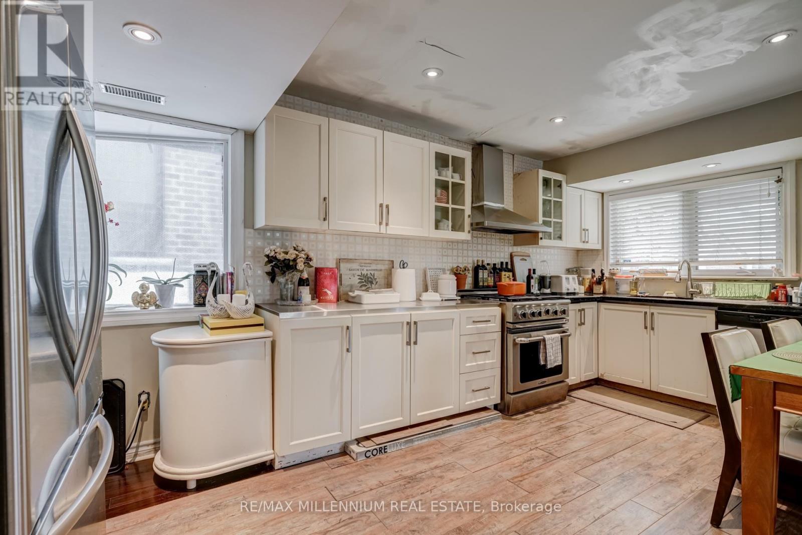 30 Willowlea Drive, Toronto, Ontario  M1C 1J5 - Photo 16 - E12315649