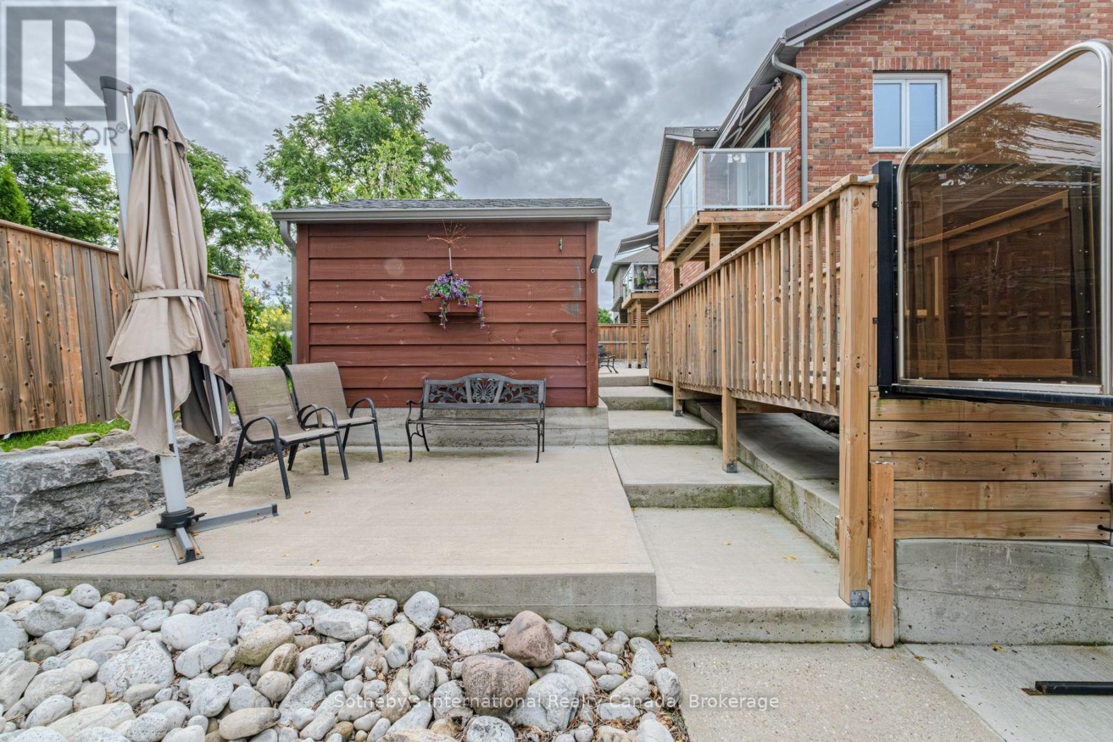 2 Balmoral Street, Brant, Ontario  N3L 0C8 - Photo 10 - X12315799