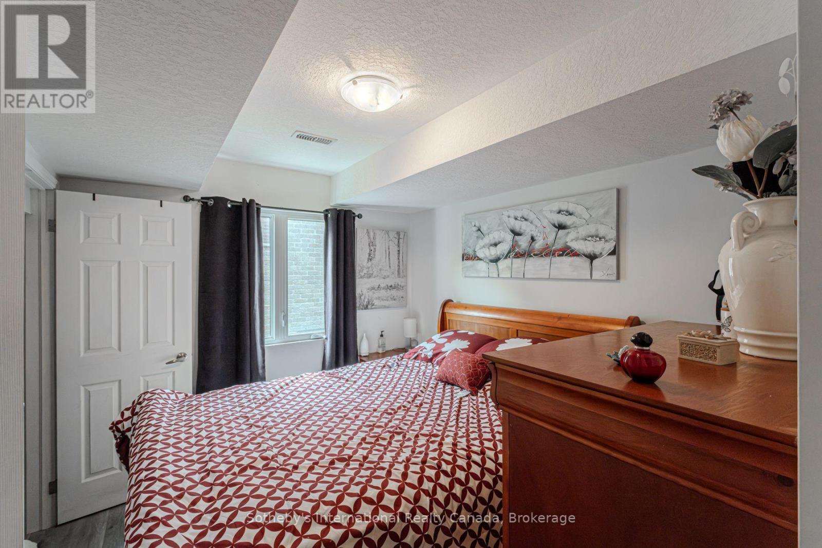 2 Balmoral Street, Brant, Ontario  N3L 0C8 - Photo 16 - X12315799