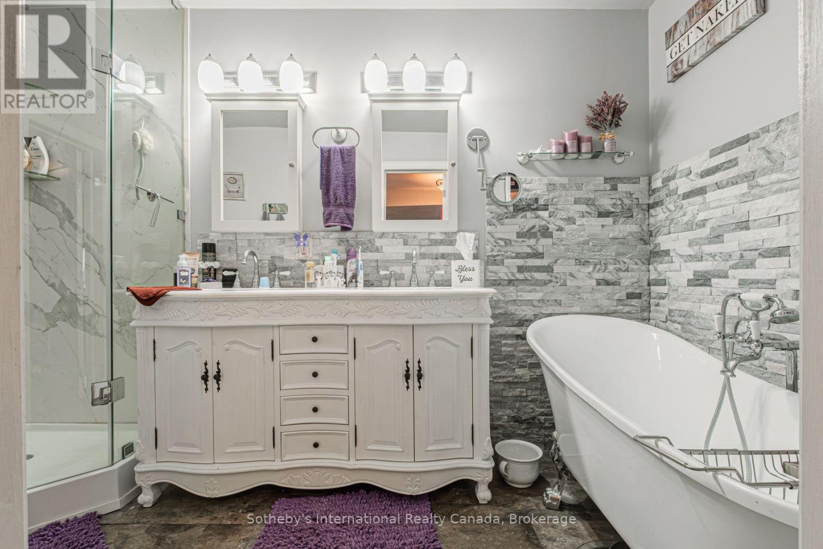 2 Balmoral Street, Brant, Ontario  N3L 0C8 - Photo 28 - X12315799