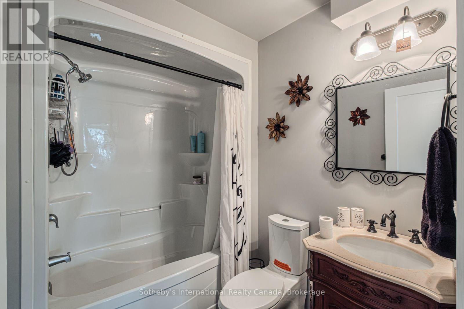 2 Balmoral Street, Brant, Ontario  N3L 0C8 - Photo 29 - X12315799