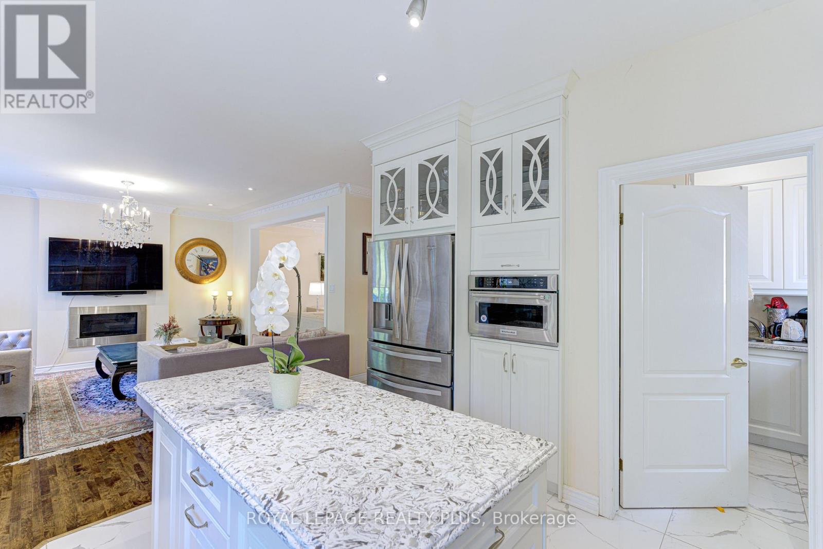 104 Melbourne Drive, Richmond Hill, Ontario  L4S 2G7 - Photo 17 - N12315642