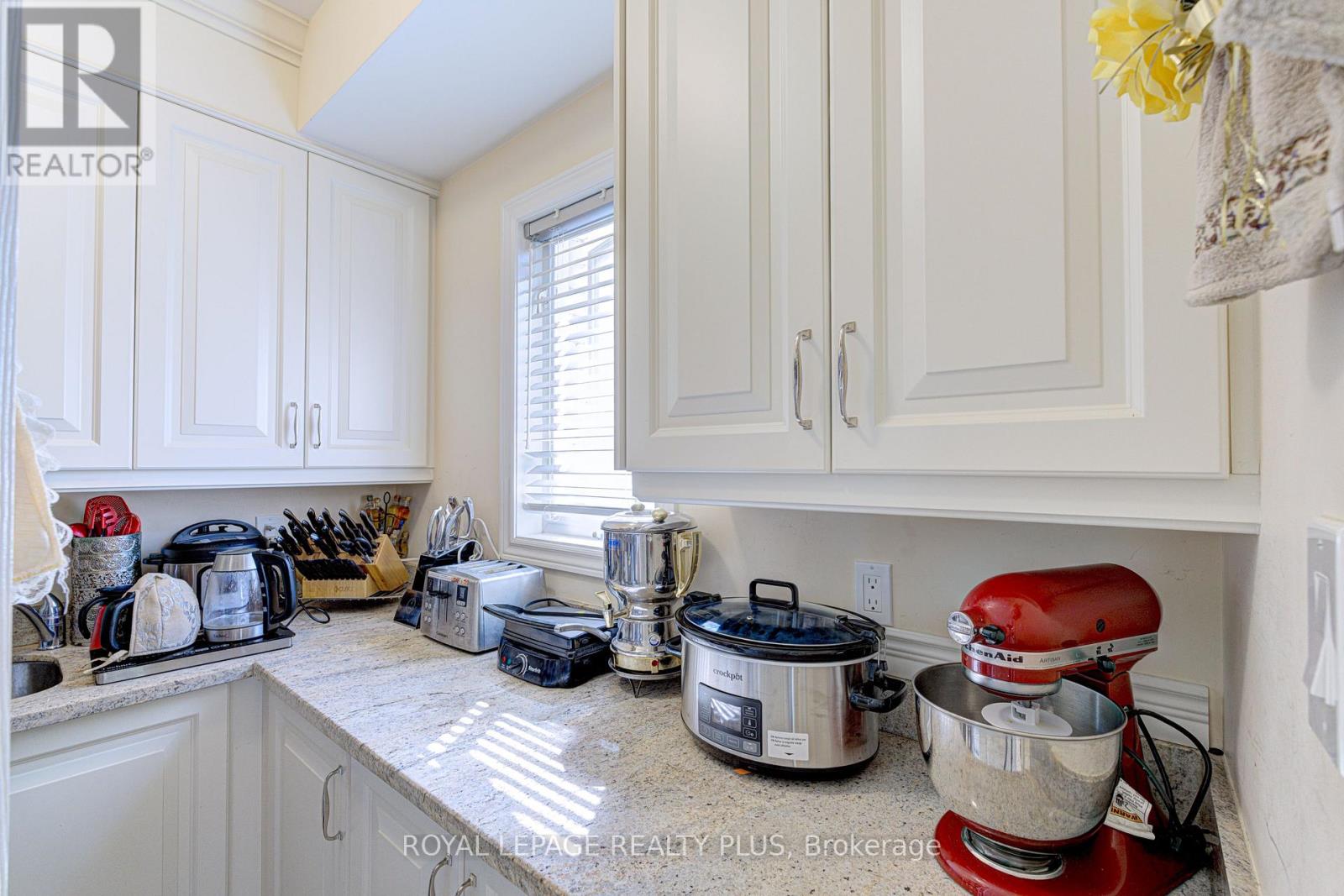 104 Melbourne Drive, Richmond Hill, Ontario  L4S 2G7 - Photo 19 - N12315642