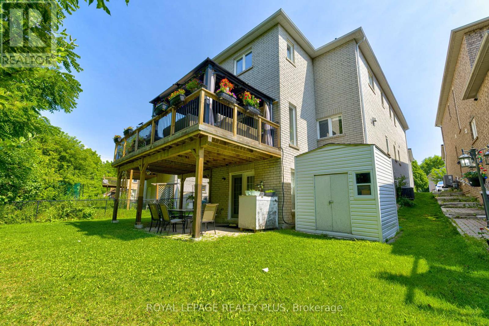 104 Melbourne Drive, Richmond Hill, Ontario  L4S 2G7 - Photo 37 - N12315642