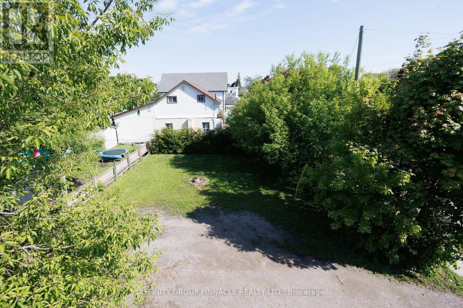 72 Melbourne Street W, Kawartha Lakes, Ontario  K9V 2T3 - Photo 45 - X12315800