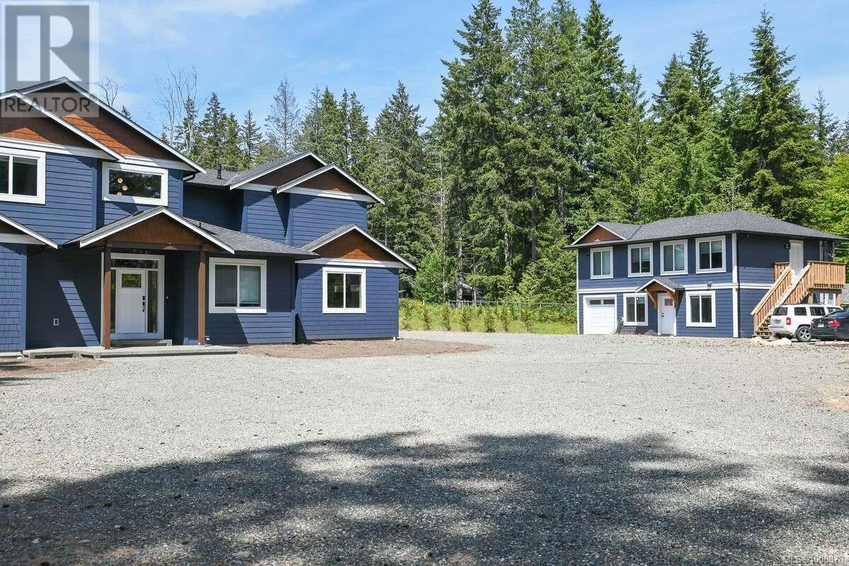 2390 Barbara Rd, Courtenay, British Columbia