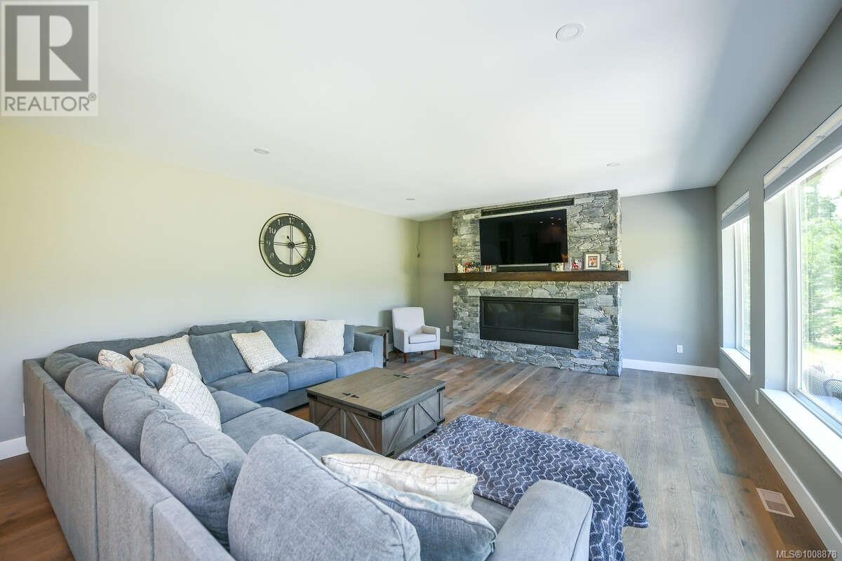 2390 Barbara Rd, Courtenay, British Columbia  V9J 1L9 - Photo 19 - 1008878