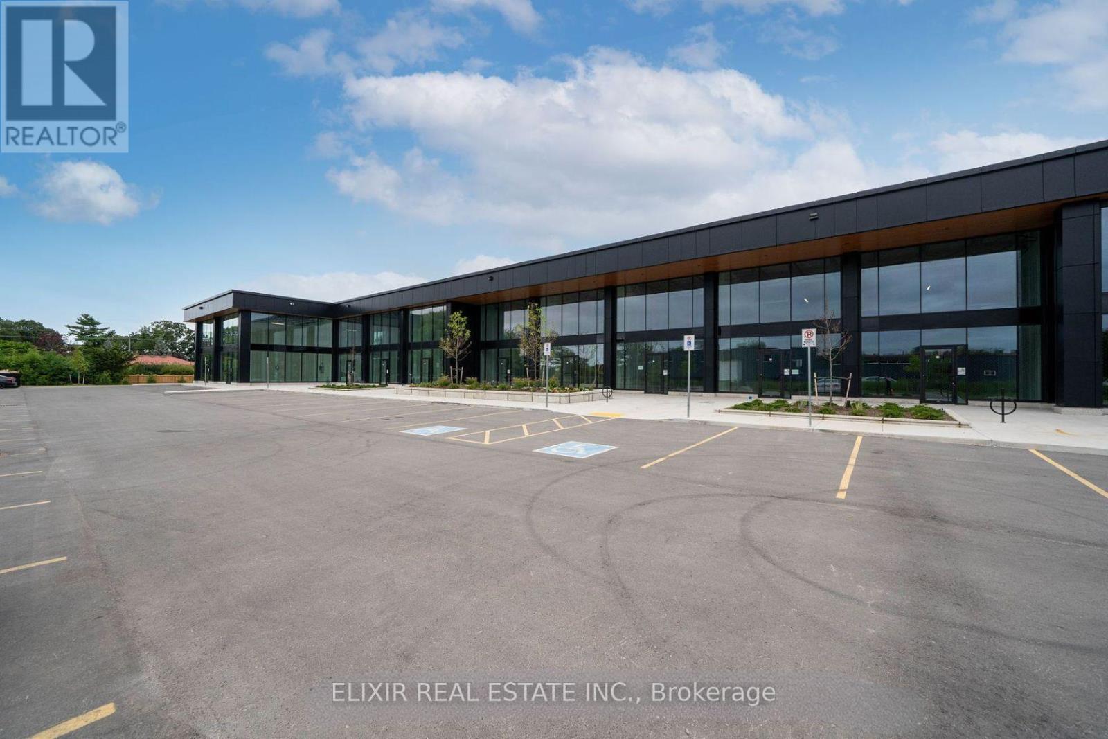 38 - 530 SPEERS ROAD, Oakville, Ontario