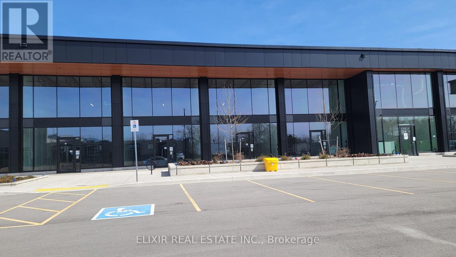 38 - 530 Speers Road, Oakville, Ontario  L6K 2G3 - Photo 5 - W12315639