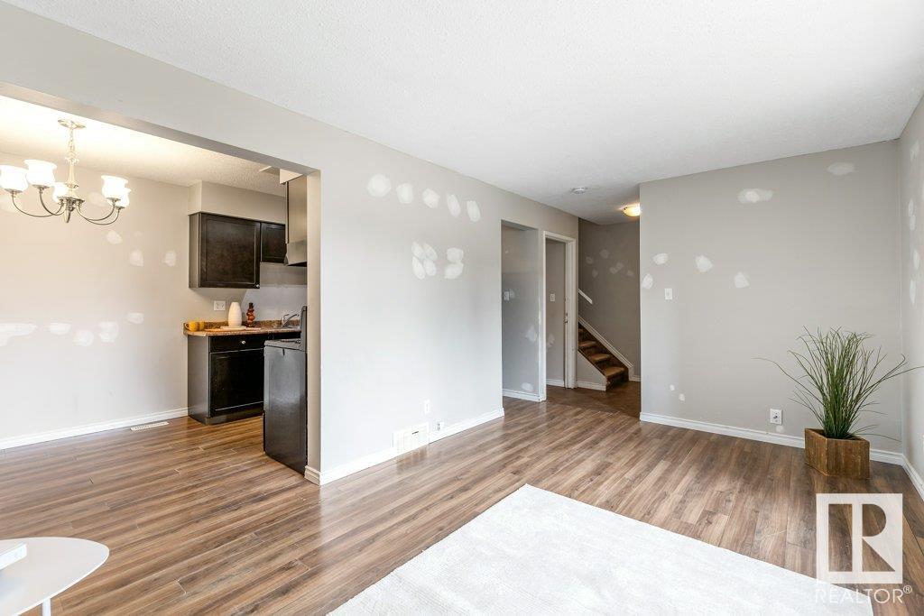 Property at #3 14125 82 ST NW image 4