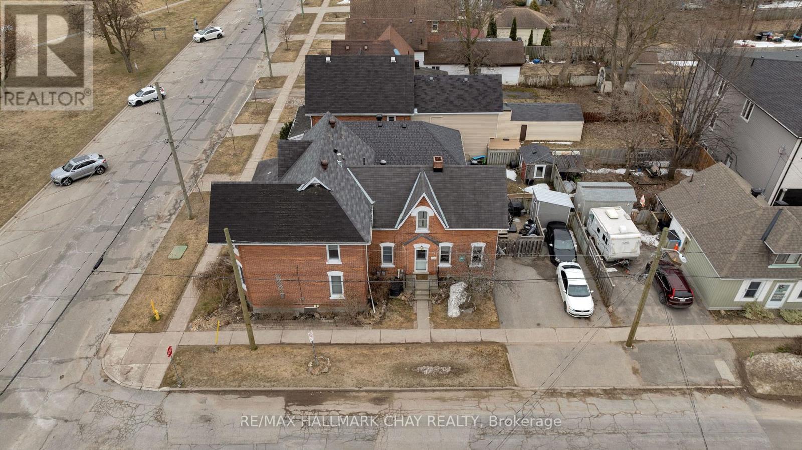 #1, #2 - 66 Parkside Drive, Barrie, Ontario  L4N 1W9 - Photo 2 - S12315764