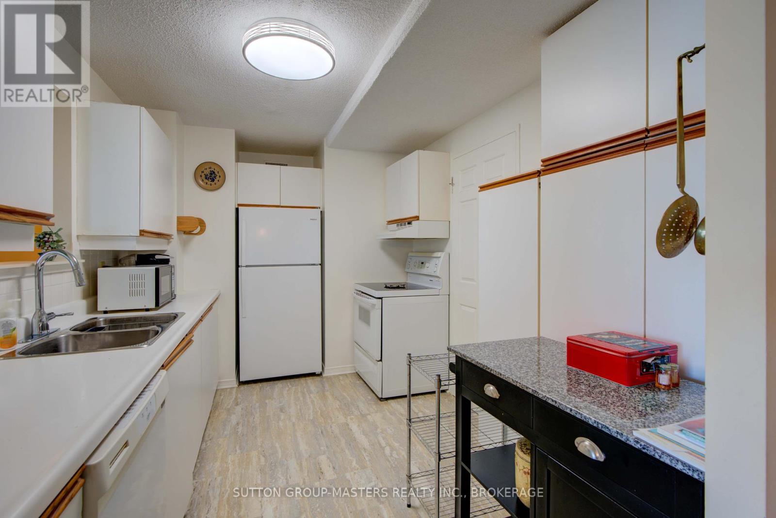 1004 - 257 Bath Road, Kingston, Ontario  K7M 7T3 - Photo 6 - X12315860