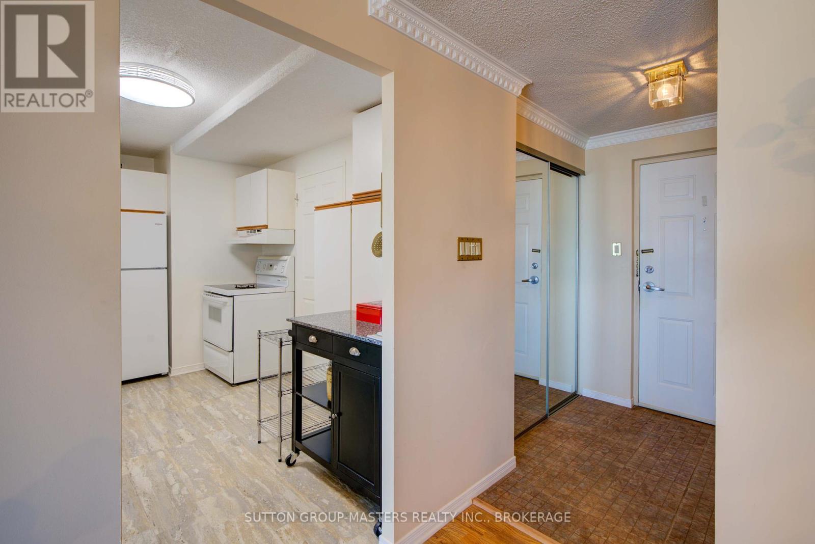 1004 - 257 Bath Road, Kingston, Ontario  K7M 7T3 - Photo 8 - X12315860