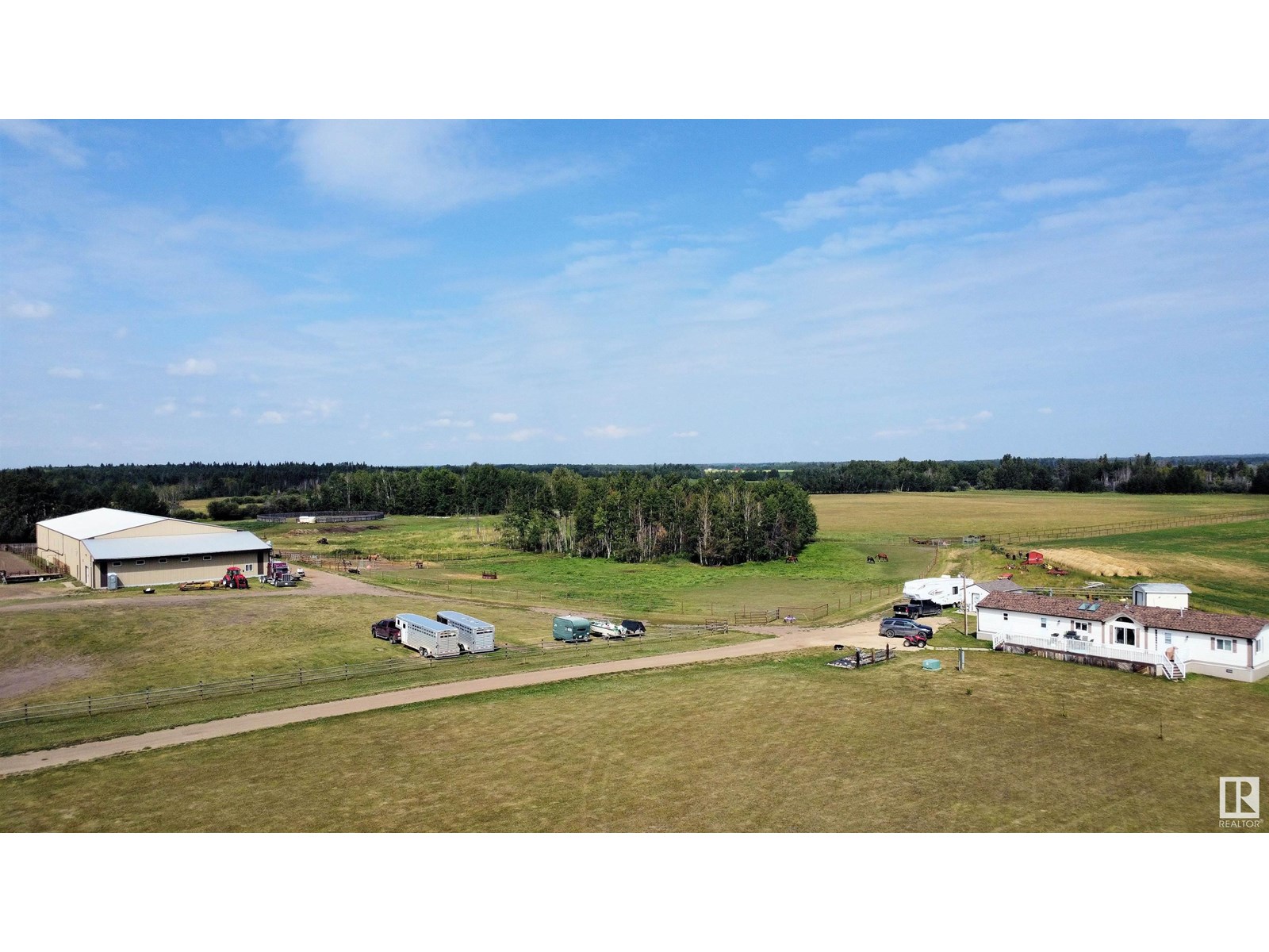 2310 Twp Road 554, Rural Lac Ste. Anne County, Alberta  T0E 1V0 - Photo 2 - E4446444