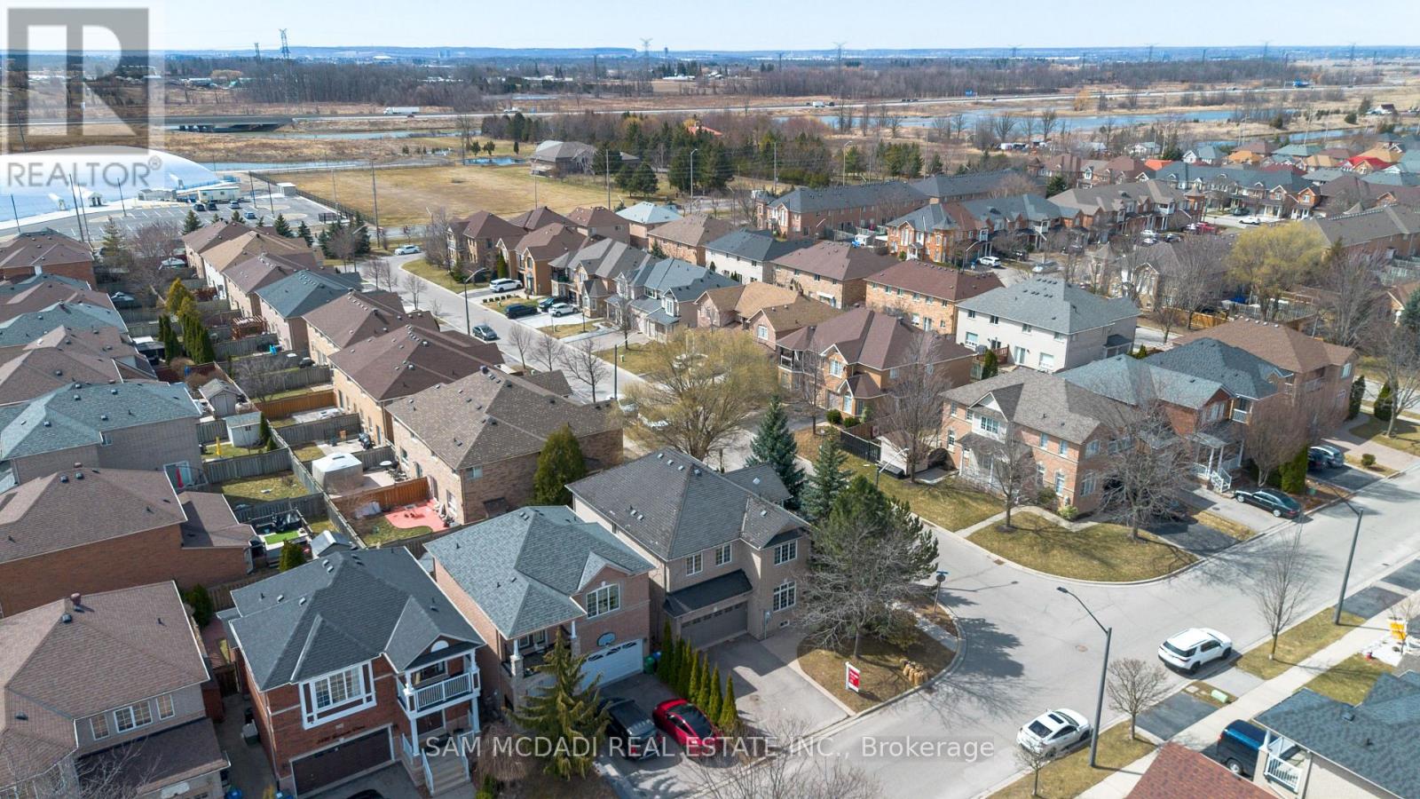 5494 Farmcote Drive, Mississauga, Ontario  L5M 6L5 - Photo 41 - W12315747