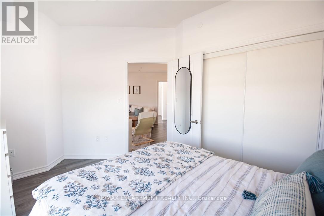 333 - 10 Mallard Trail, Hamilton, Ontario  L8B 2A7 - Photo 18 - X12315788