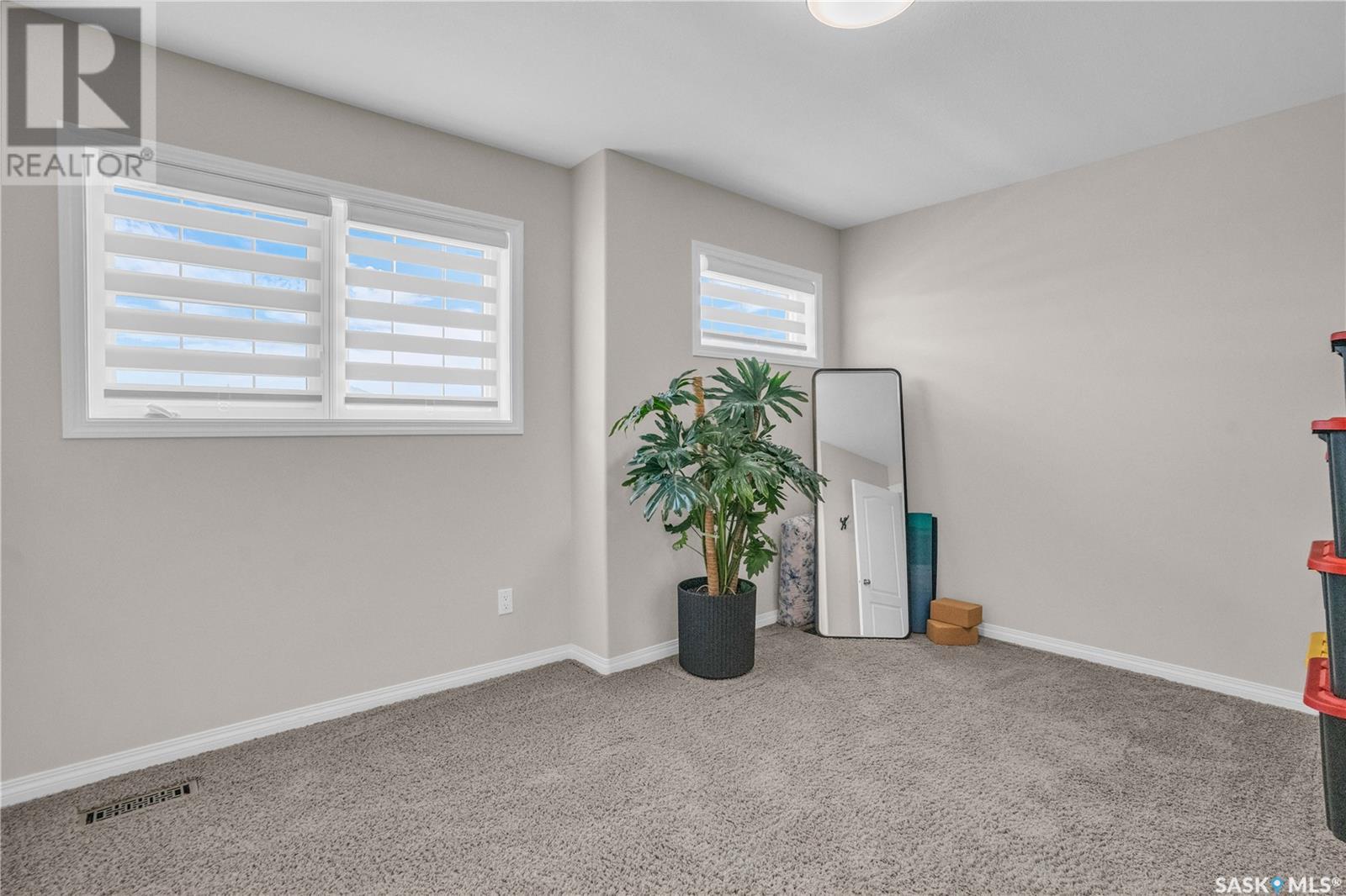 815 Columbia Way, Martensville, Saskatchewan  S0K 0A2 - Photo 20 - SK013974