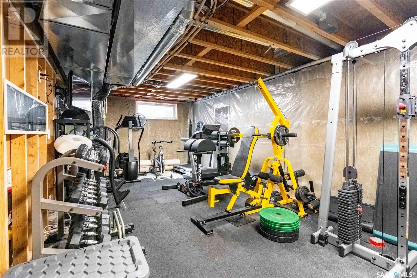 815 Columbia Way, Martensville, Saskatchewan  S0K 0A2 - Photo 33 - SK013974