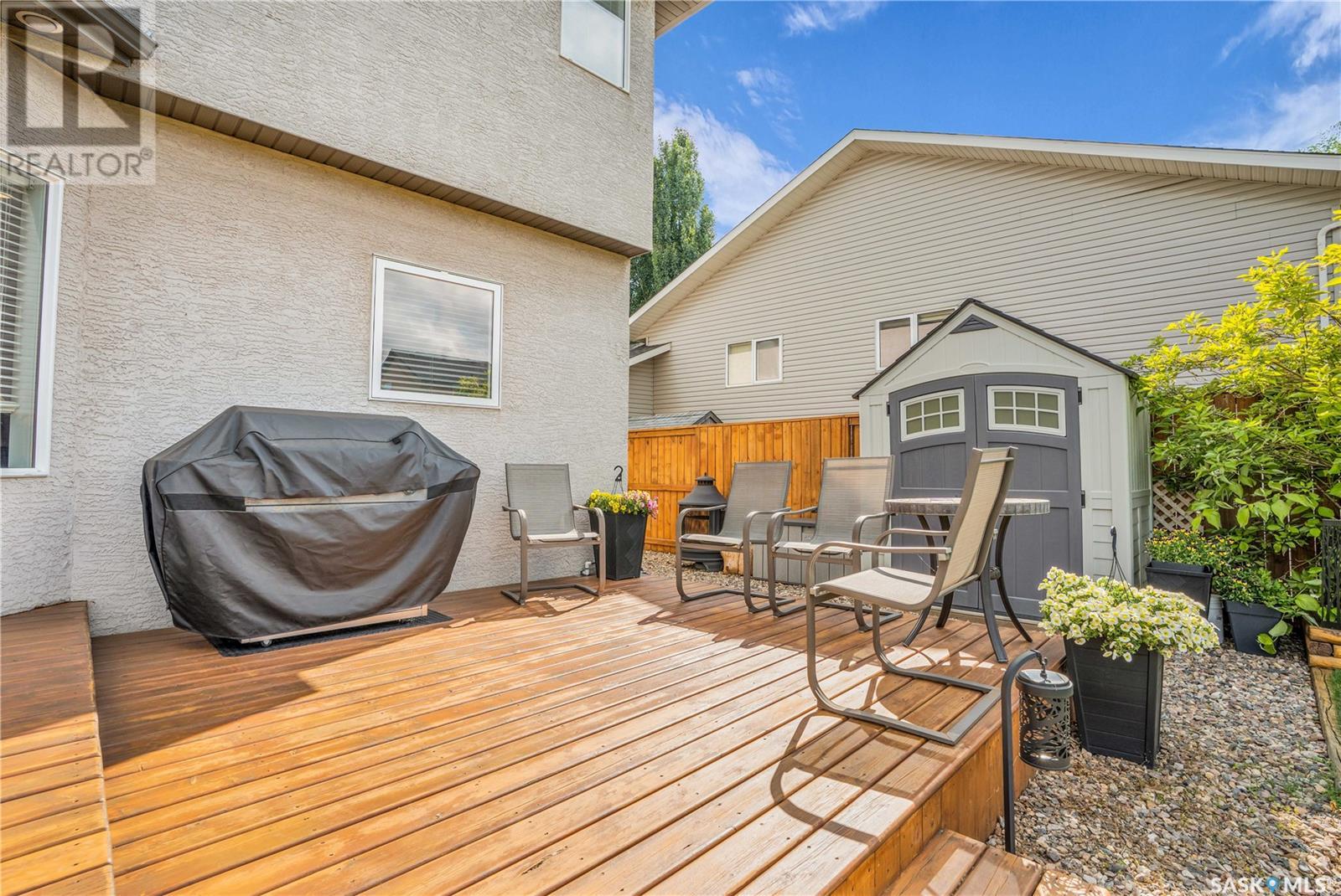 815 Columbia Way, Martensville, Saskatchewan  S0K 0A2 - Photo 41 - SK013974
