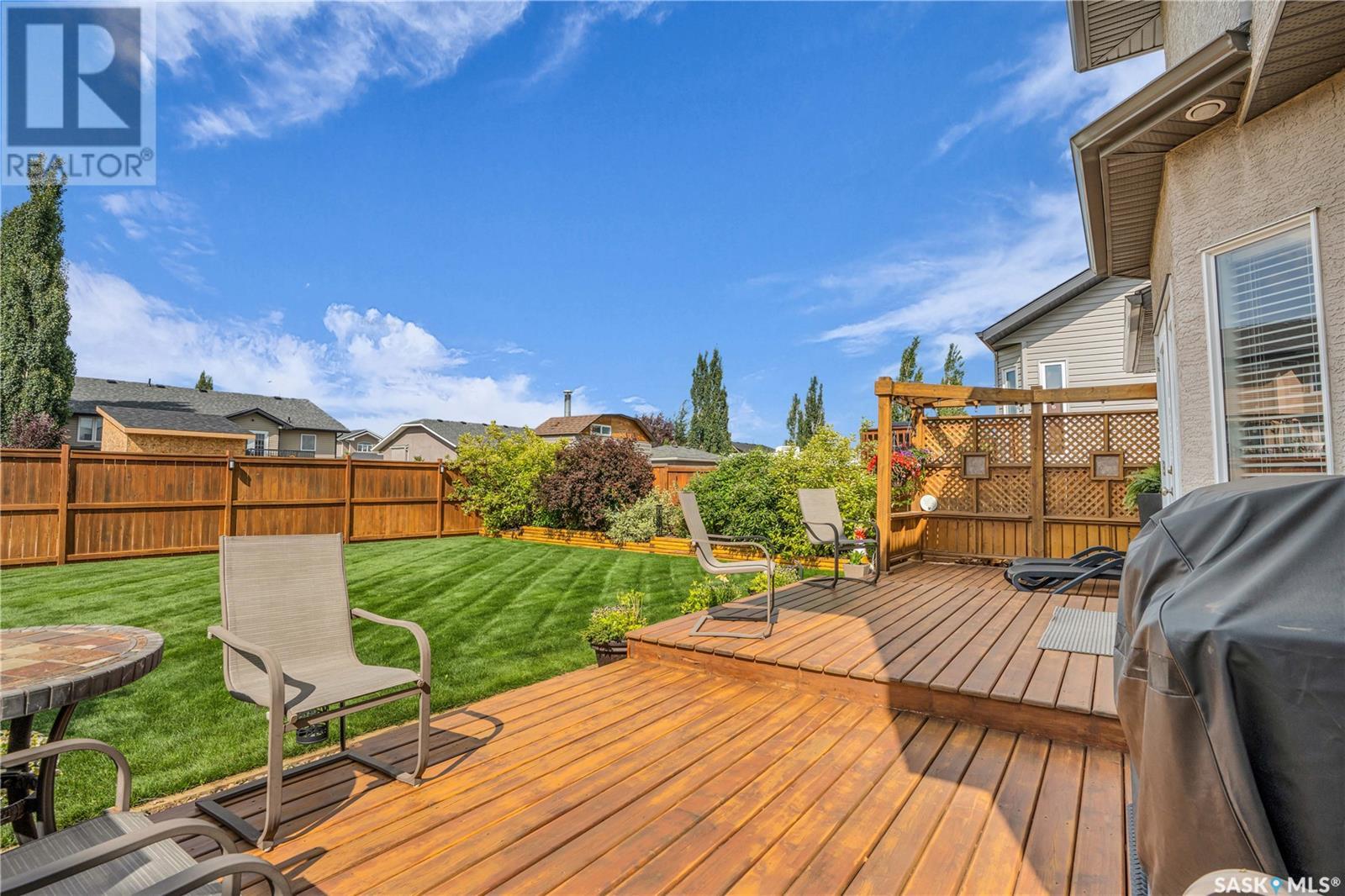 815 Columbia Way, Martensville, Saskatchewan  S0K 0A2 - Photo 42 - SK013974
