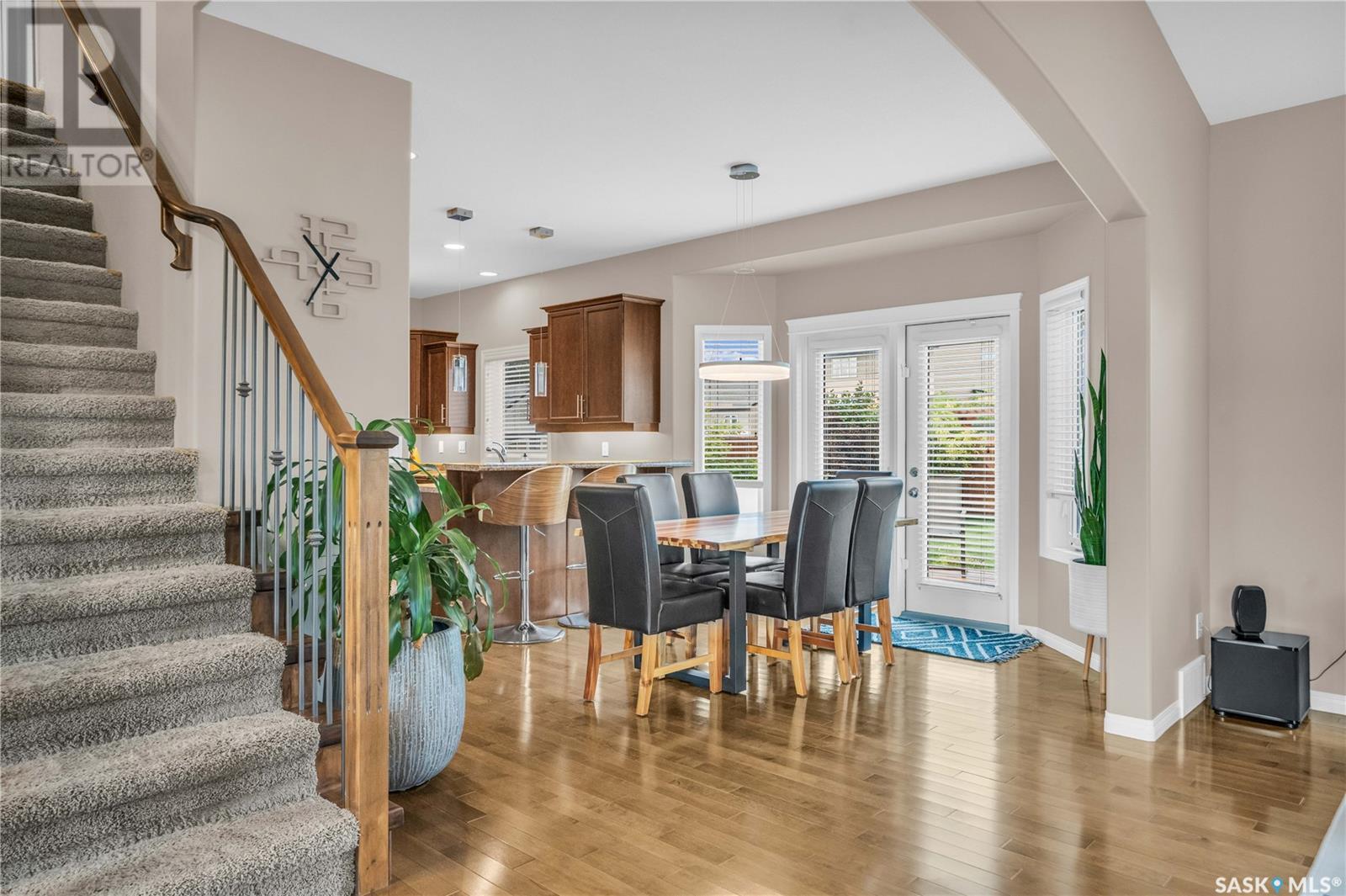 815 Columbia Way, Martensville, Saskatchewan  S0K 0A2 - Photo 8 - SK013974