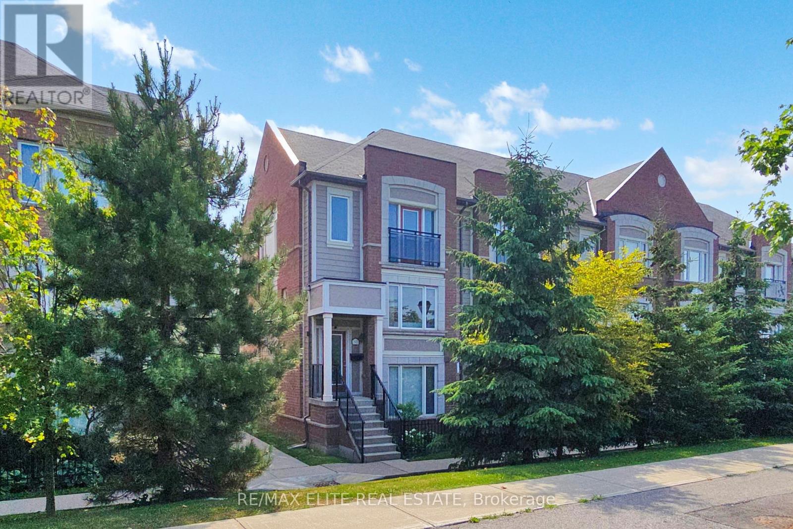 Property at 15931 BAYVIEW AVENUE image 2