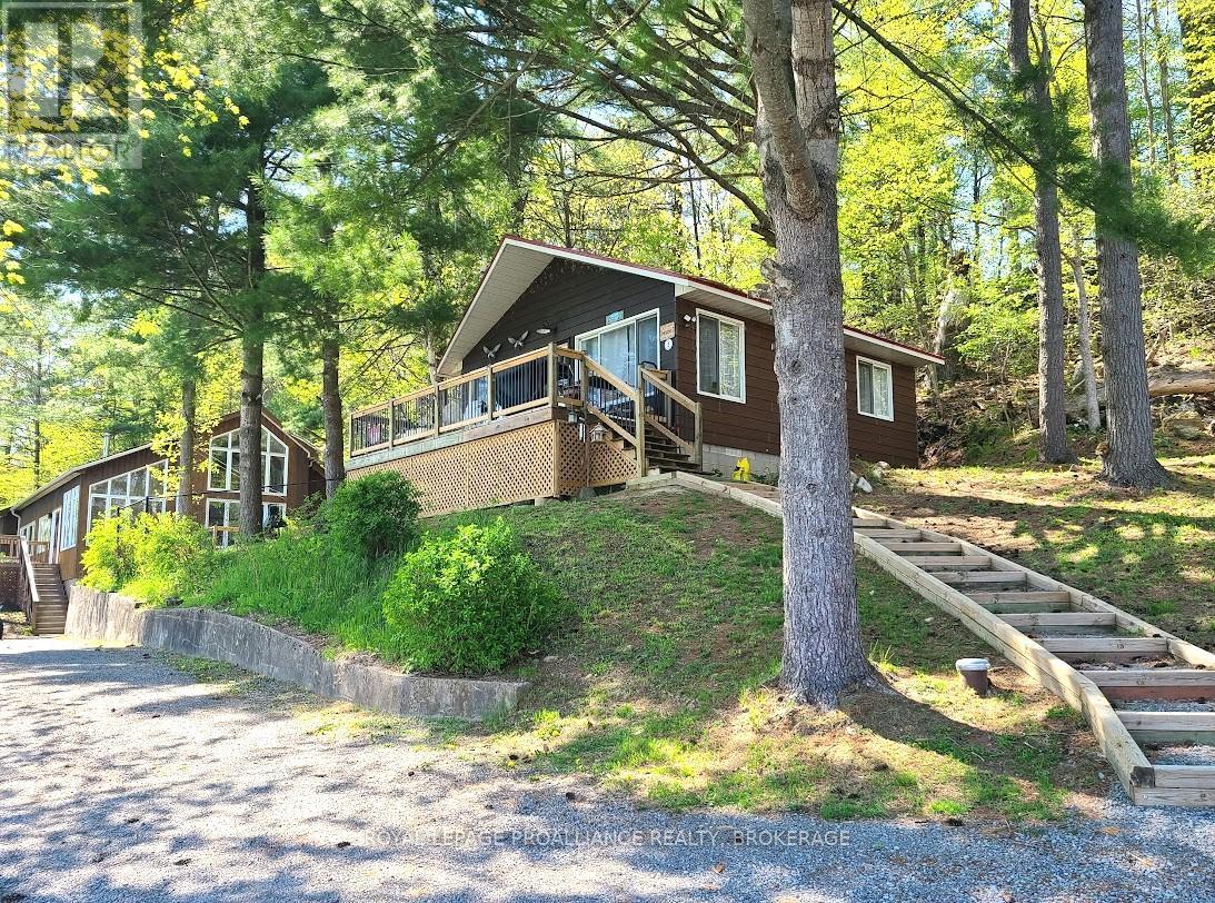 1512 Chaffey's Lock Road, Rideau Lakes, Ontario  K0G 1E0 - Photo 2 - X12315917