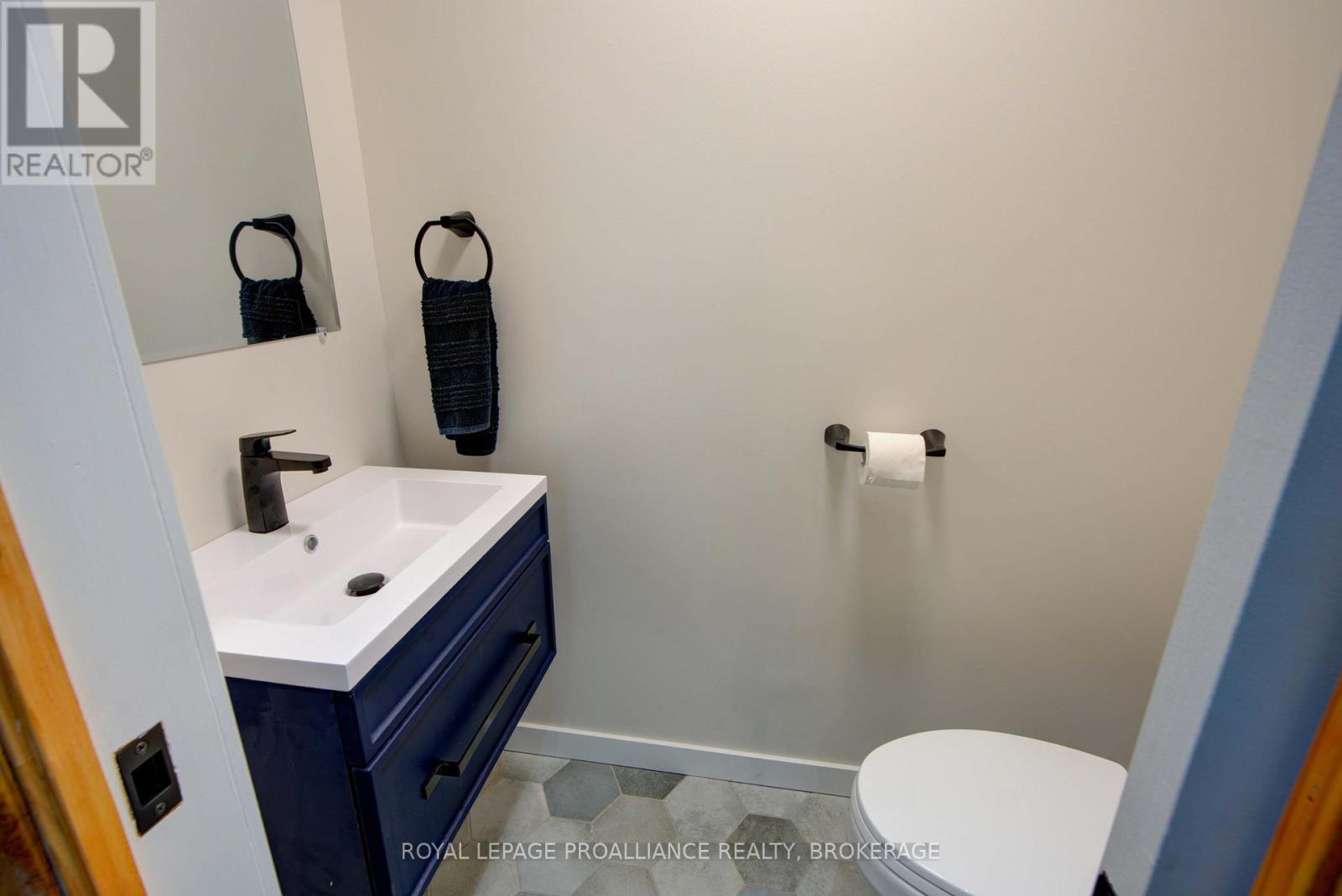 1512 Chaffey's Lock Road, Rideau Lakes, Ontario  K0G 1E0 - Photo 24 - X12315917