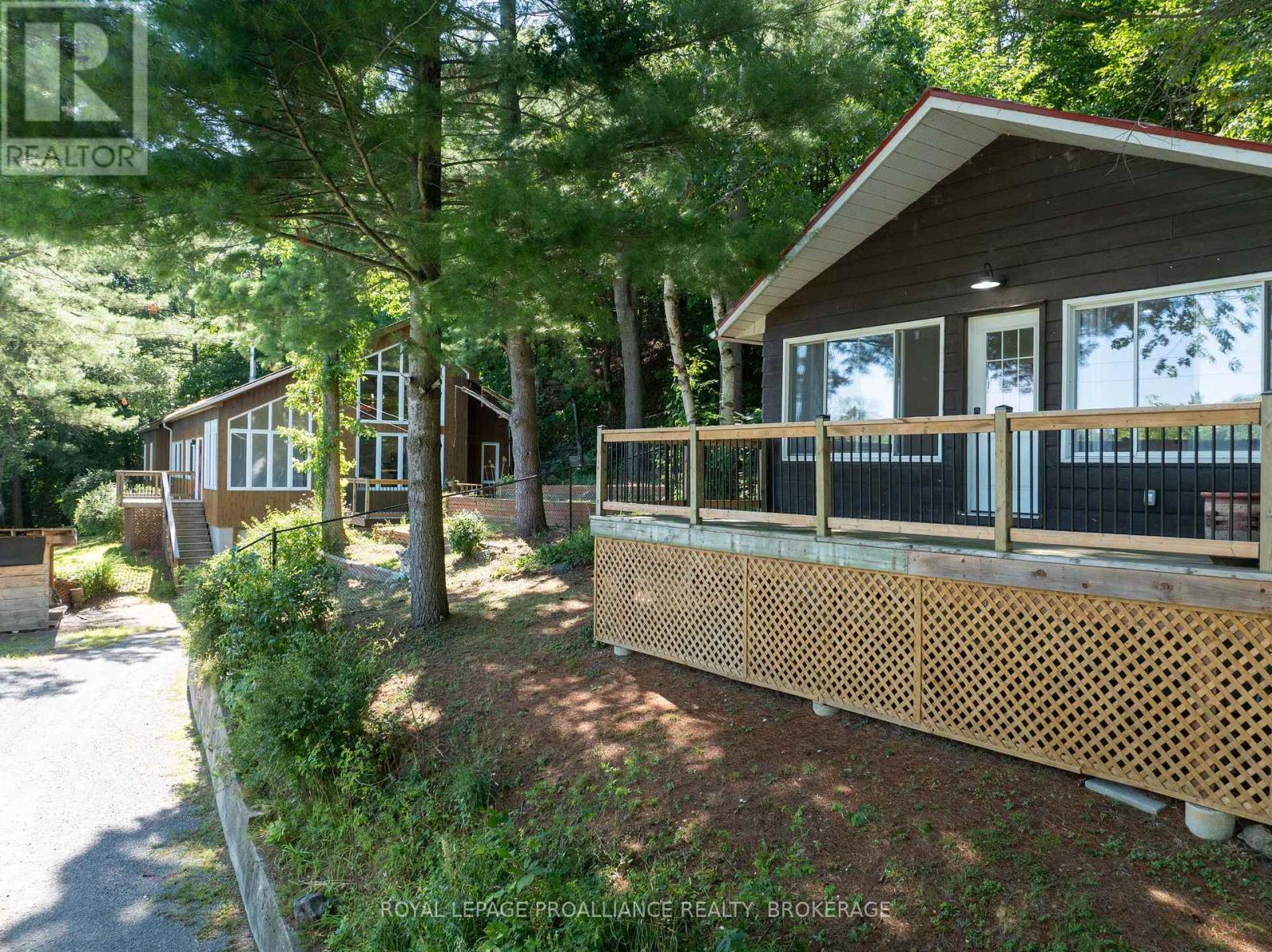1512 Chaffey's Lock Road, Rideau Lakes, Ontario  K0G 1E0 - Photo 3 - X12315917