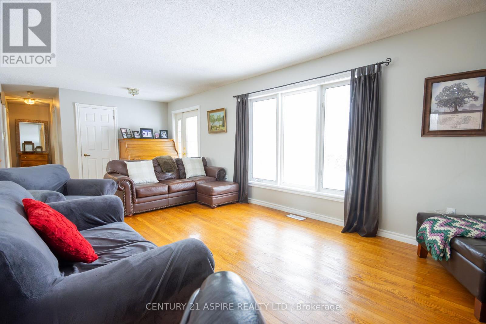 2112 Schutt Road, Brudenell, Ontario  K0J 2E0 - Photo 12 - X12315966