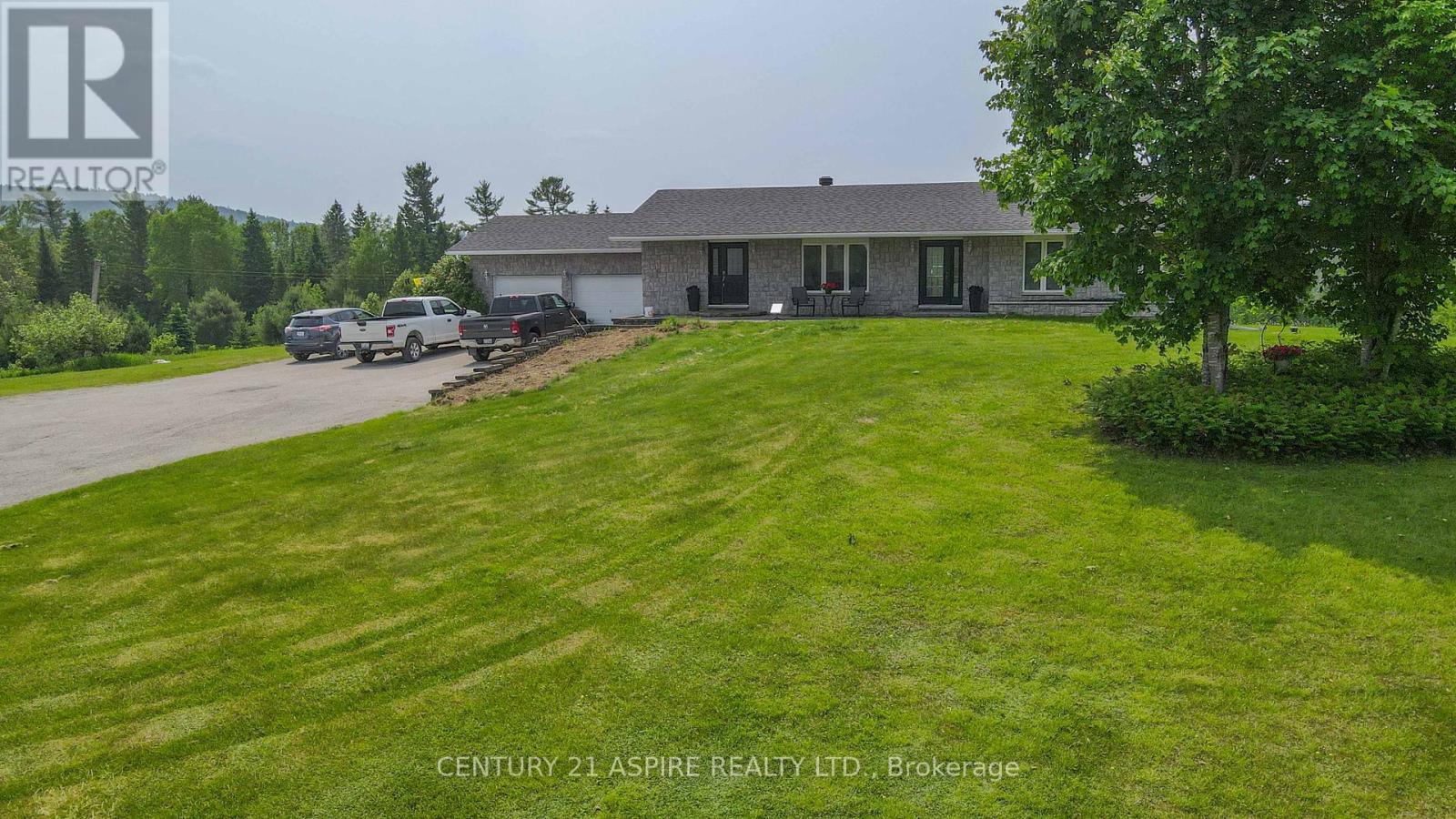 2112 Schutt Road, Brudenell, Ontario  K0J 2E0 - Photo 29 - X12315966