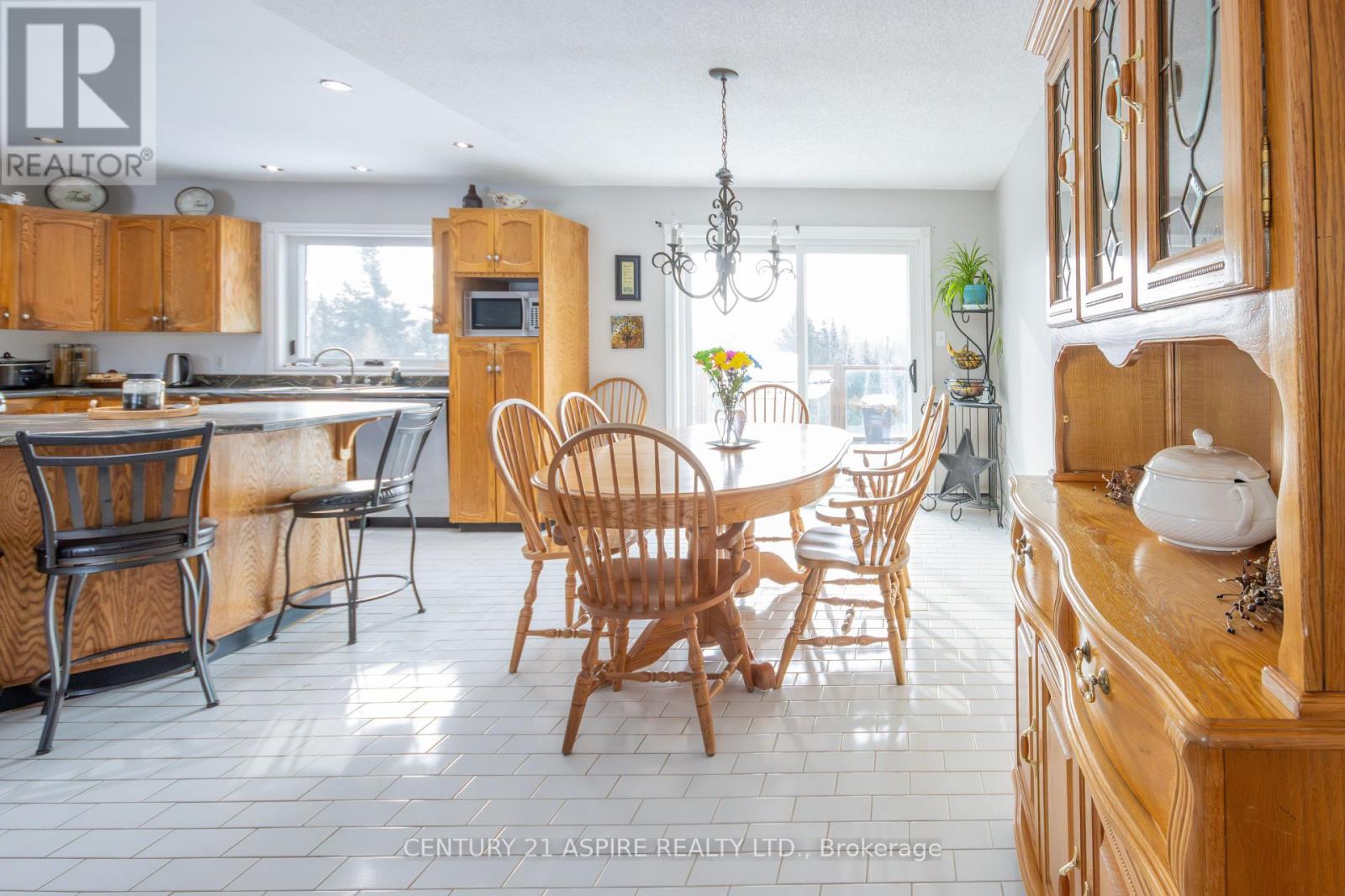 2112 Schutt Road, Brudenell, Ontario  K0J 2E0 - Photo 8 - X12315966