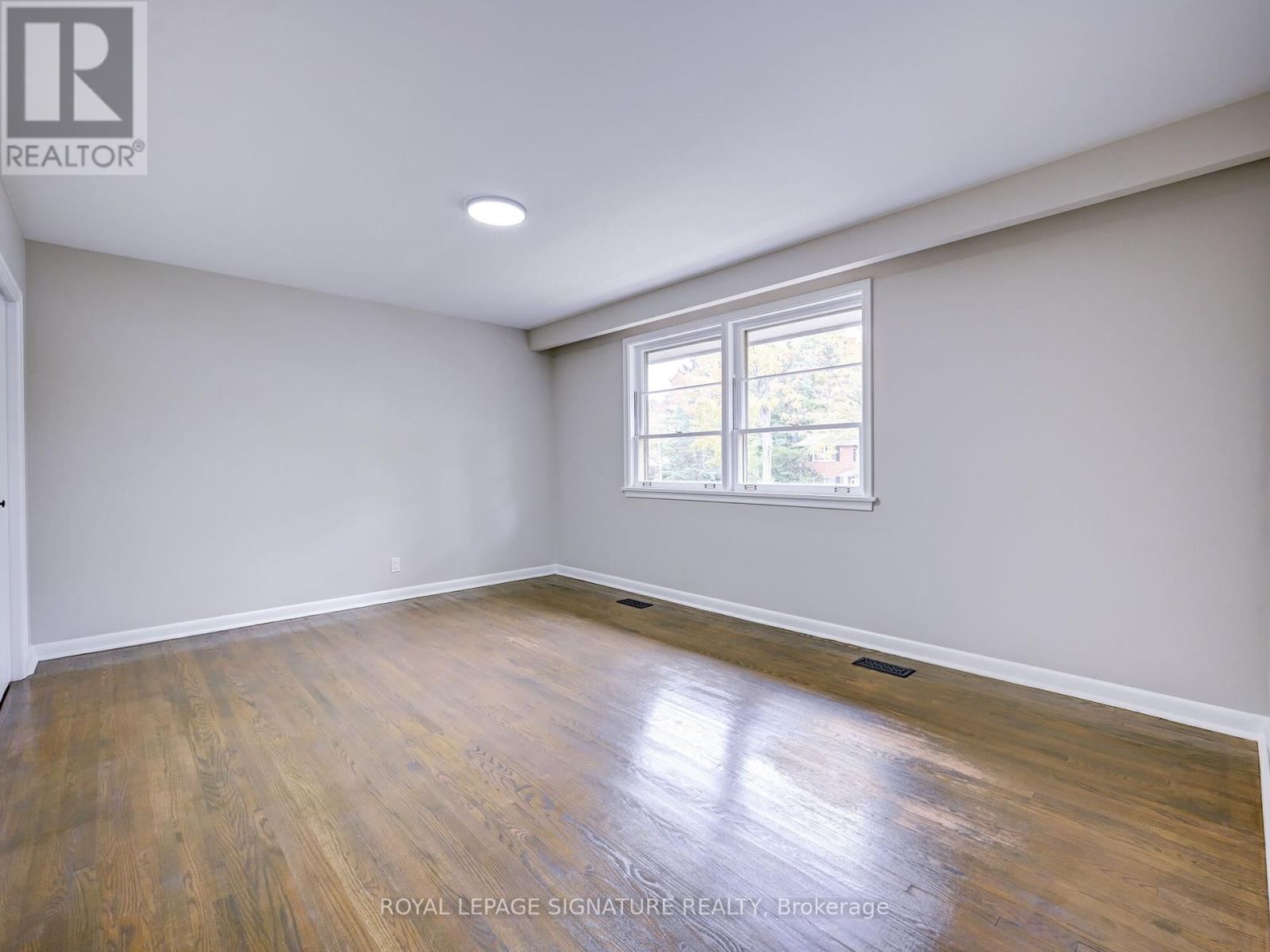 9 Pinevale Road, Markham, Ontario  L3T 1J7 - Photo 24 - N12315838