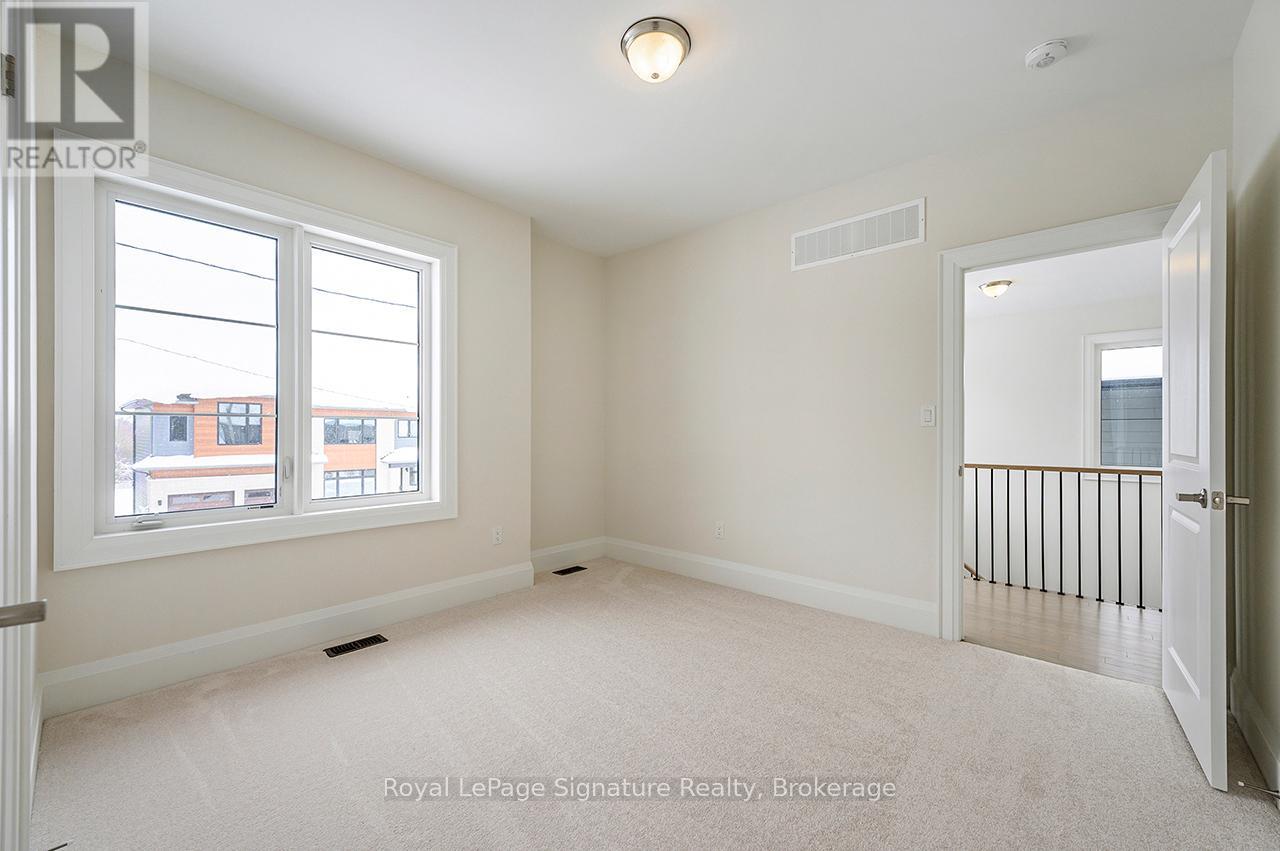113 Clement Lane, Blue Mountains, Ontario  N0H 1J0 - Photo 19 - X12315969