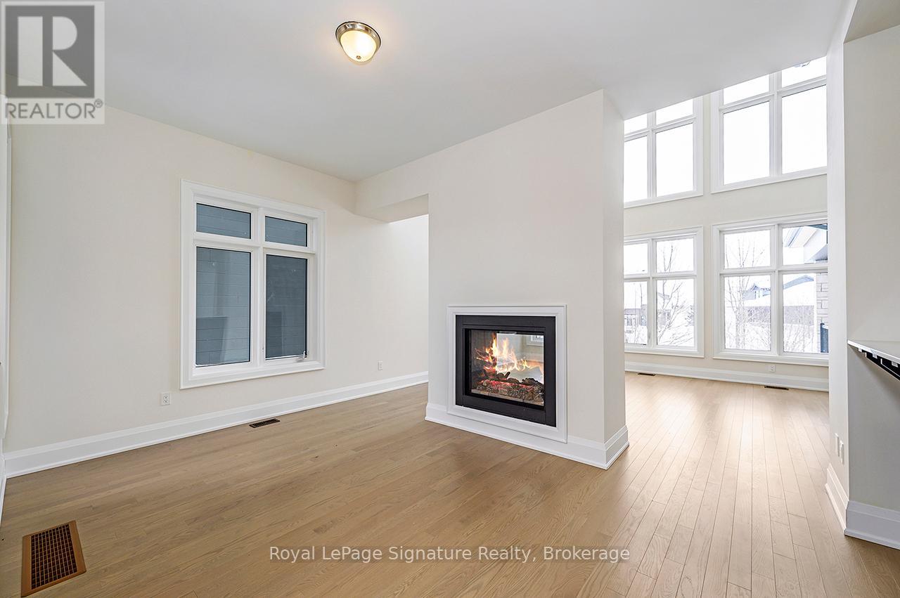 113 Clement Lane, Blue Mountains, Ontario  N0H 1J0 - Photo 3 - X12315969