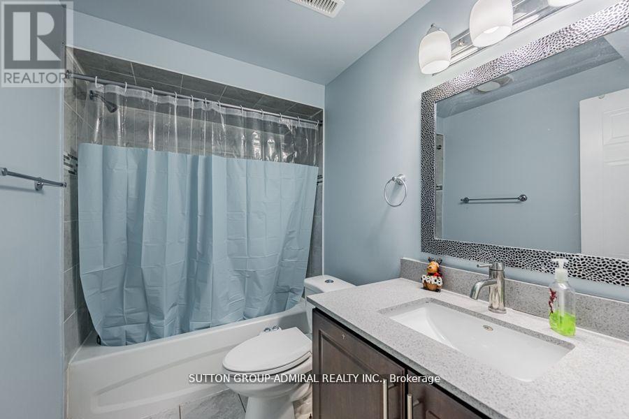 88 Wickstead Court, Brampton, Ontario  L6R 1N8 - Photo 16 - W12315843