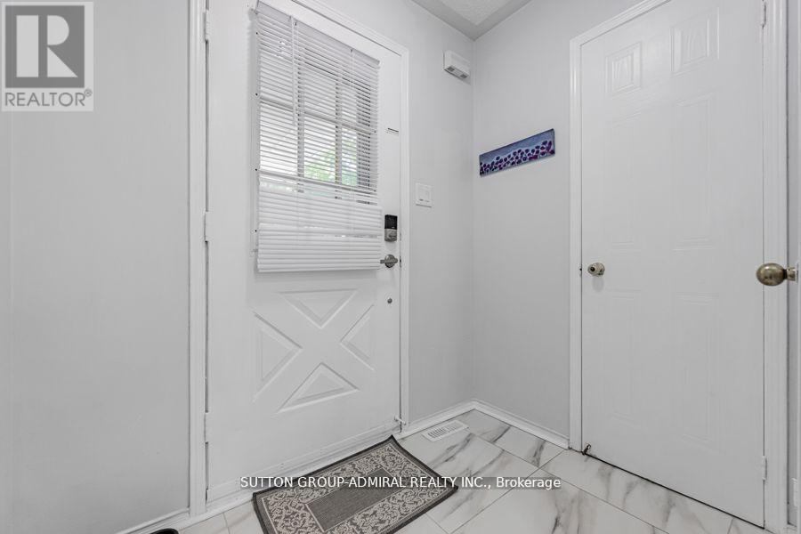 Property at 88 WICKSTEAD COURT image 2