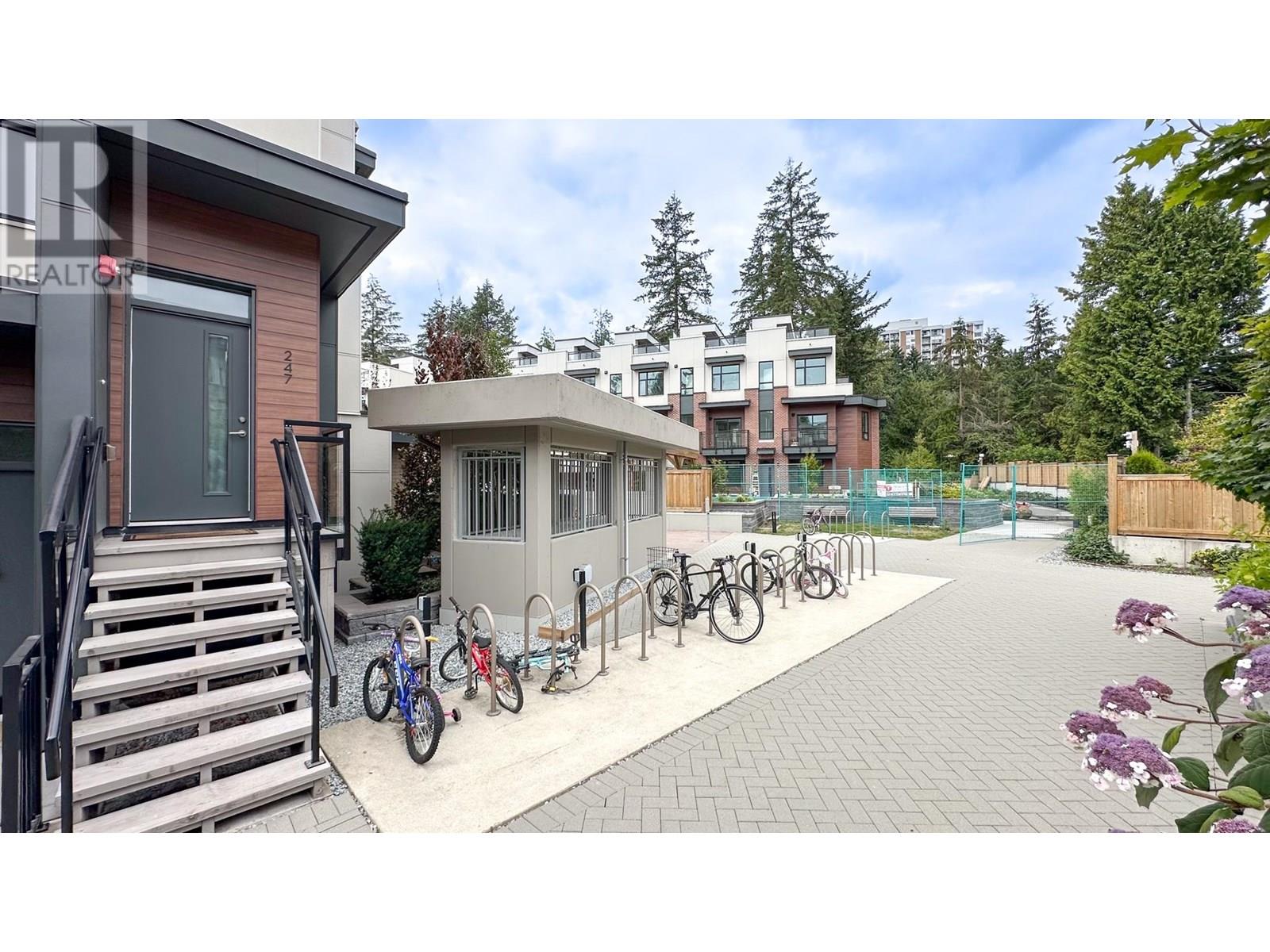 Property at 247 2035 GLENAIRE DRIVE image 3