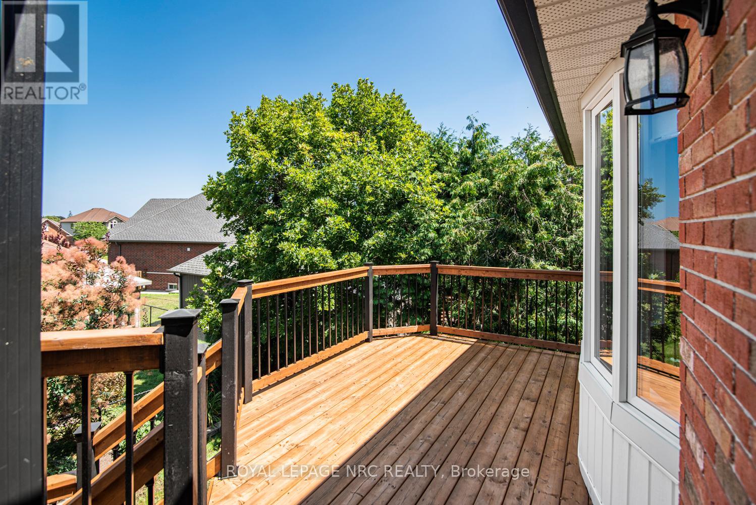 149 Dorchester Drive, Grimsby (Grimsby East), Ontario  L3M 5J9 - Photo 16 - X12315848