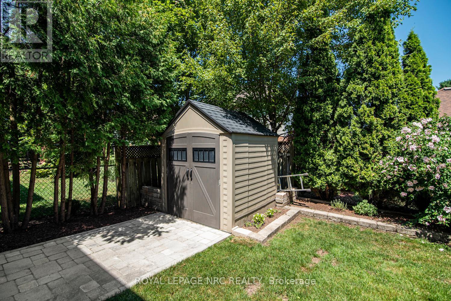149 Dorchester Drive, Grimsby (Grimsby East), Ontario  L3M 5J9 - Photo 44 - X12315848