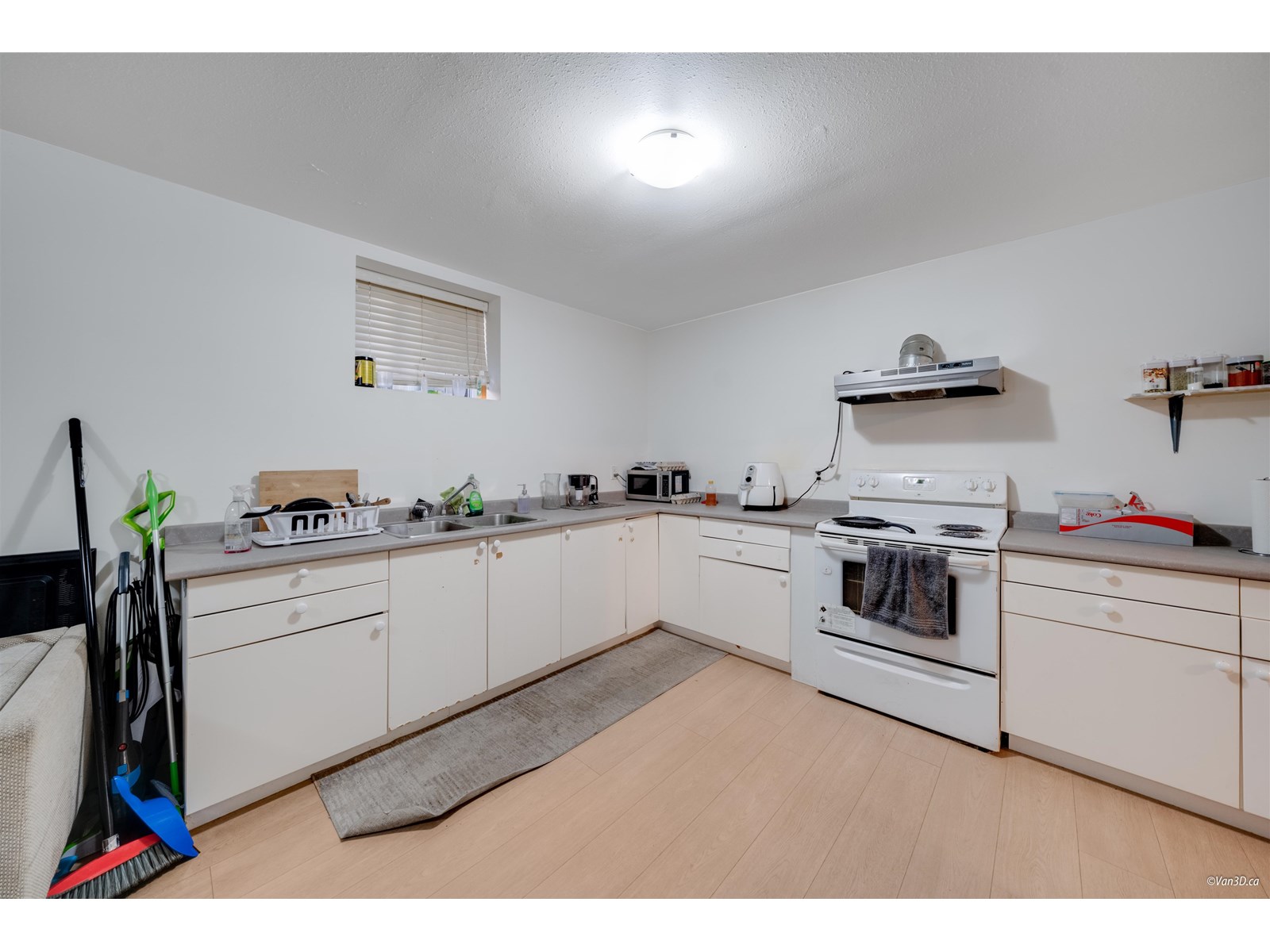 8863 King George Boulevard, Surrey, British Columbia  V3V 5V6 - Photo 28 - R3031666