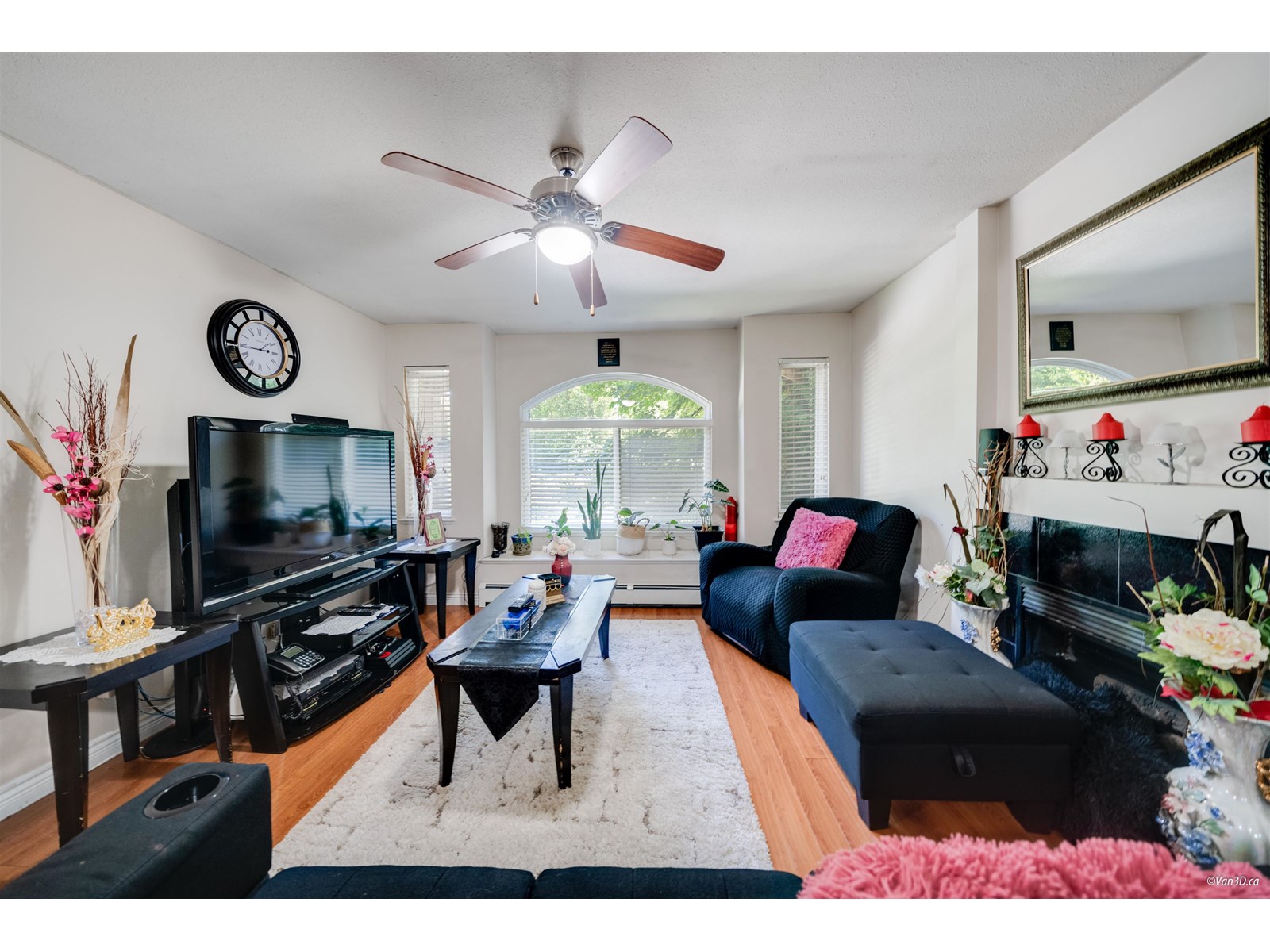 8863 King George Boulevard, Surrey, British Columbia  V3V 5V6 - Photo 15 - R3031666