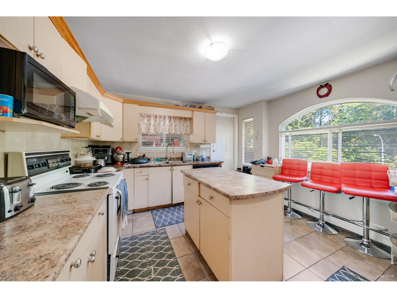 8863 King George Boulevard, Surrey, British Columbia  V3V 5V6 - Photo 18 - R3031666