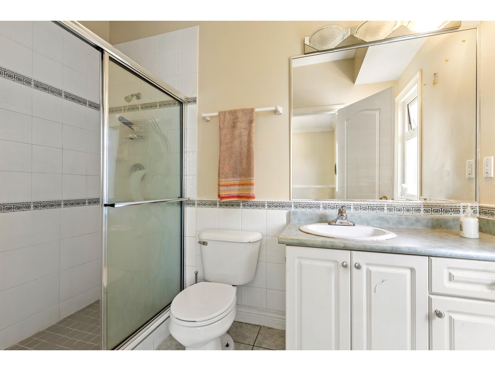 11393 Royal Crescent, Surrey, British Columbia  V3V 6V5 - Photo 17 - R3032203